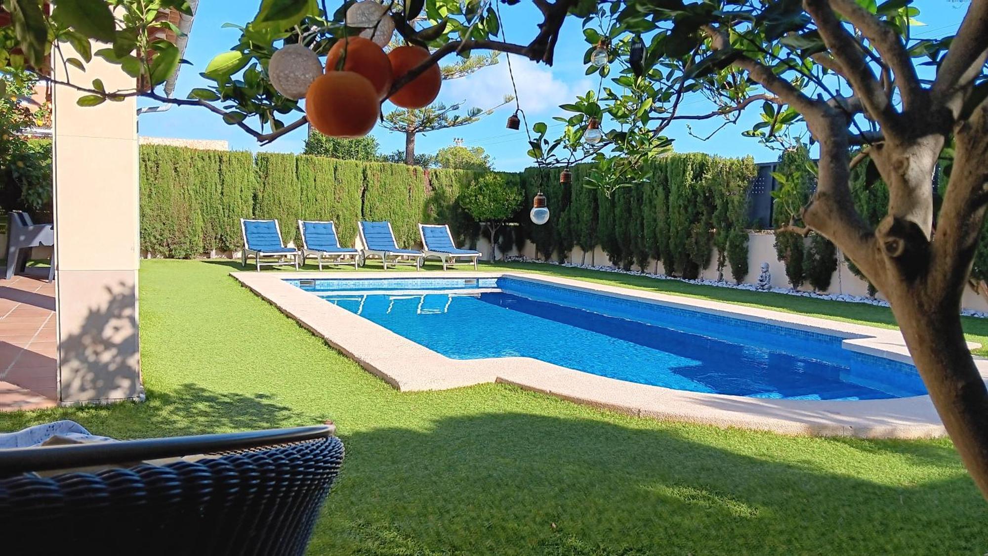 Villa Puerto Adriano El Toro  Εξωτερικό φωτογραφία